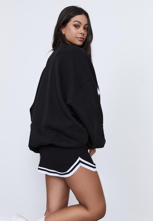 Factorie - Slouchy premium graphic crew - black