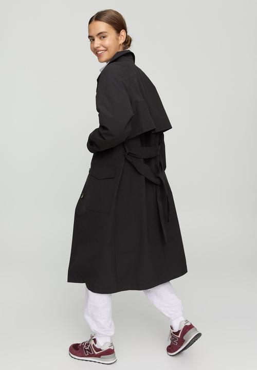 Cotton On - The active trench - black