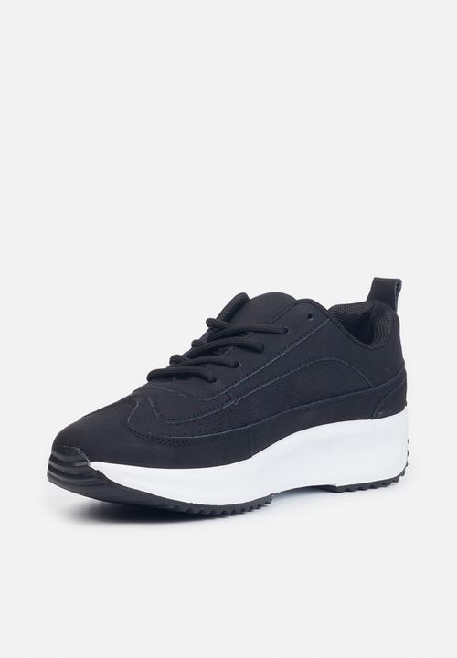 Butterfly Feet - Verse 1 sneaker - black