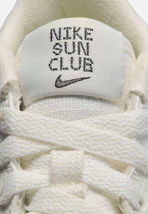Nike - Nike air force 1 lv8 - sail/sanded gold-black-wheat grass