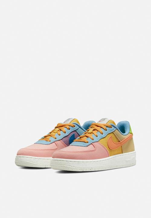 Nike - Force 1 lv8 nn (ps) - sanded gold/hot curry-wheat grass