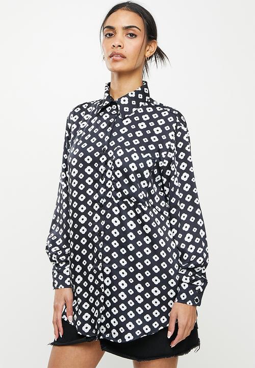 Glamorous - Mono geo flower print long sleeve shirt - black & white 