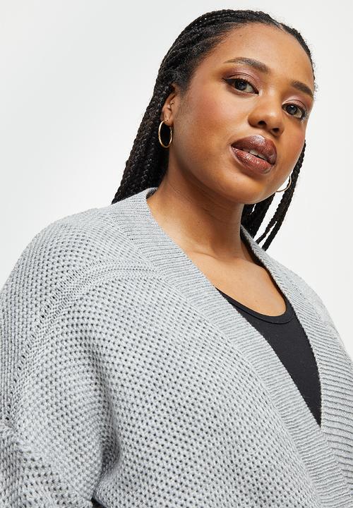 edit Plus - Belted cable cardigan - grey 