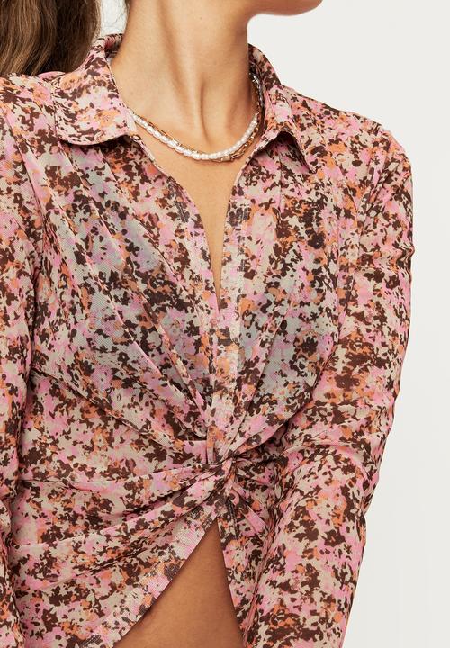 Supré  - Monroe long sleeve mesh twist shirt top - havana floral paris pink