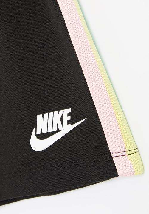 Nike - Nkg wildflower ft short - black