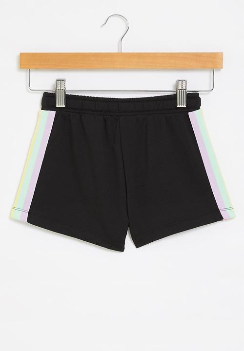 Nike - Nkg wildflower ft short - black