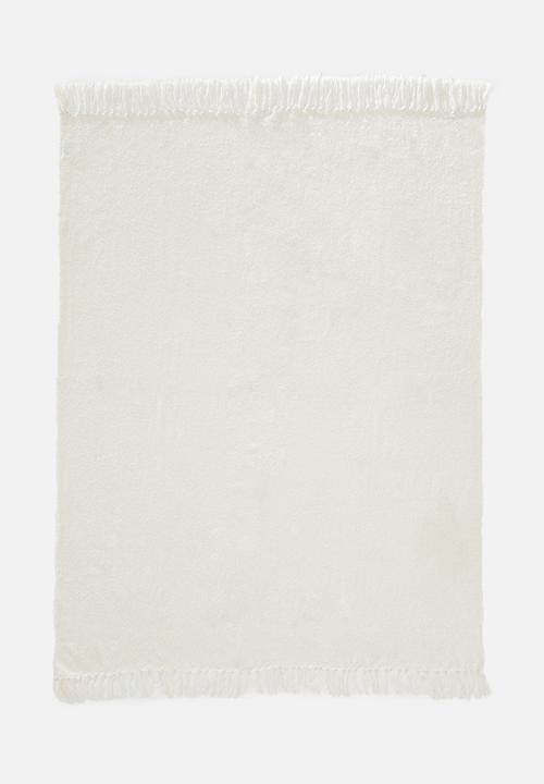 Sixth Floor - Acrylic boucle throw - cream