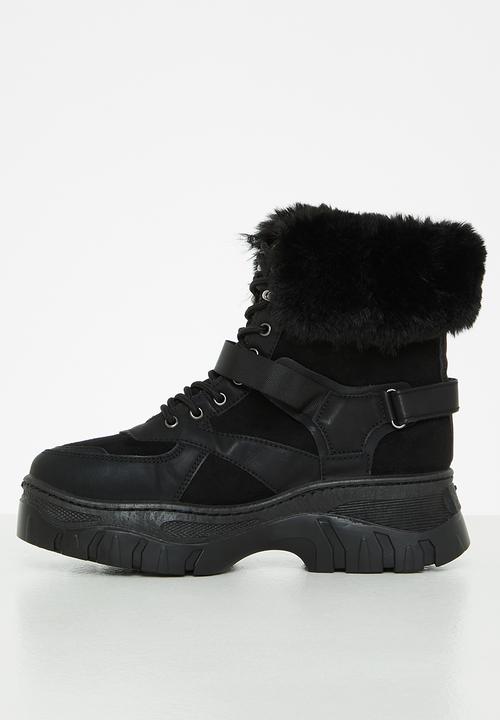 dailyfriday - Mrs b snow boots - black