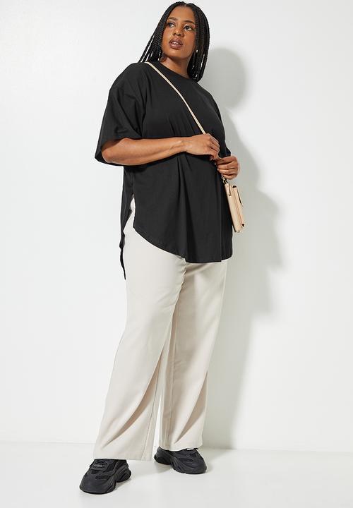 Superbalist - Curved hem longline tee - black