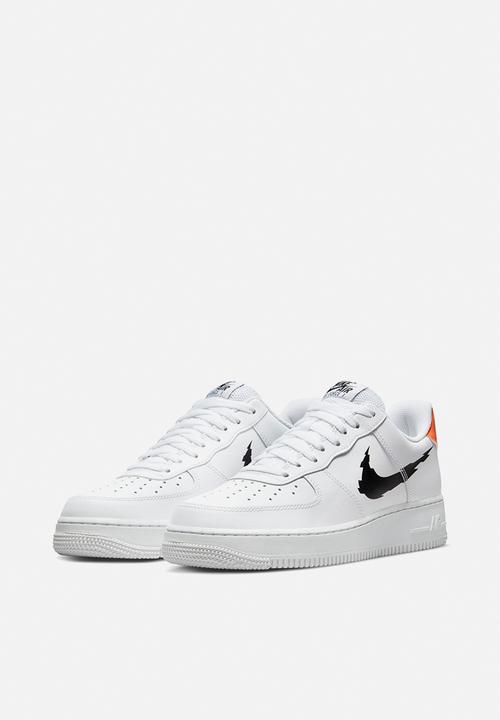 Nike - Air force 1 07 - black/summit white/magma orange