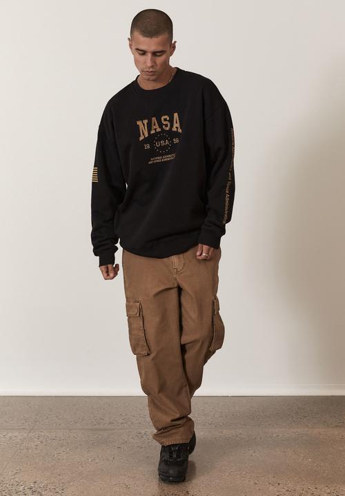 Factorie - Oversized nasa crew - black & gold nasa emb