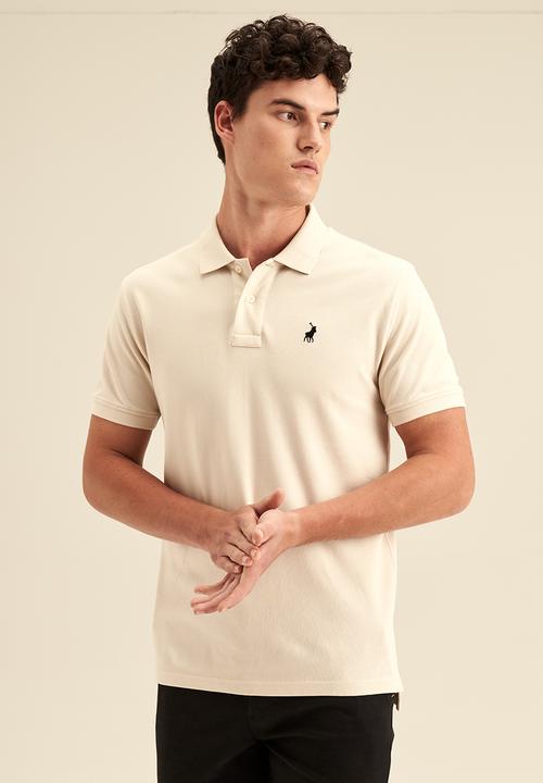 POLO - Mens plain pique short sleeve golfer - stone