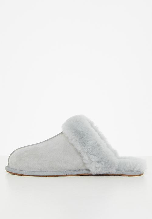 UGG® - Scuffette ii - cobble
