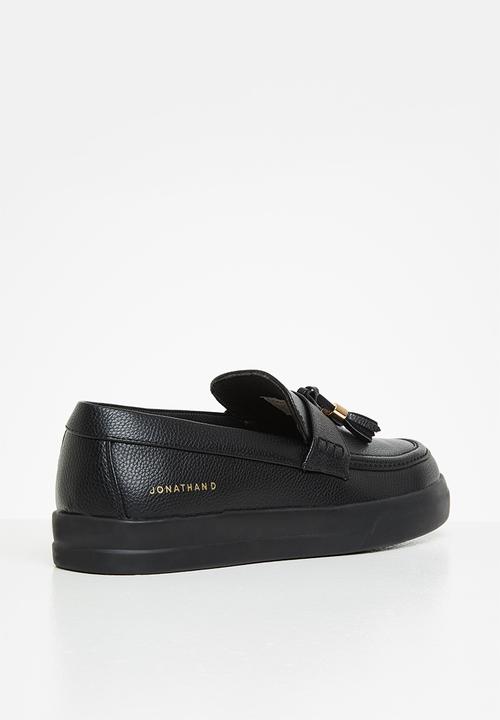 Jonathan D - J tassel - black