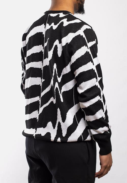 Butan - Zebra glitch knitted jersey - black & white