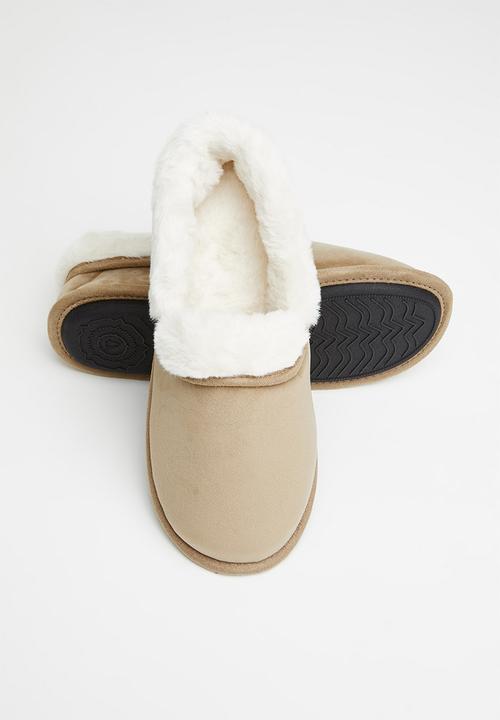 Hush Puppies - Lua slipper - tan stretchy velour