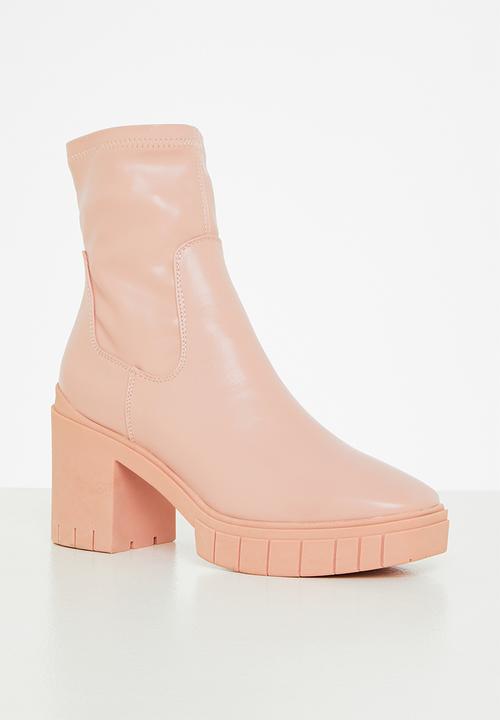 Public Desire - Obstacle ankle boot - pink pu