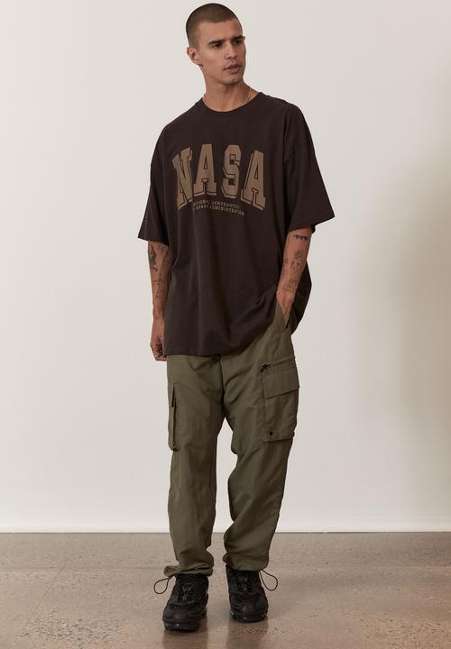 Factorie - Oversized nasa t shirt - lcn nas choc torte nasa curve