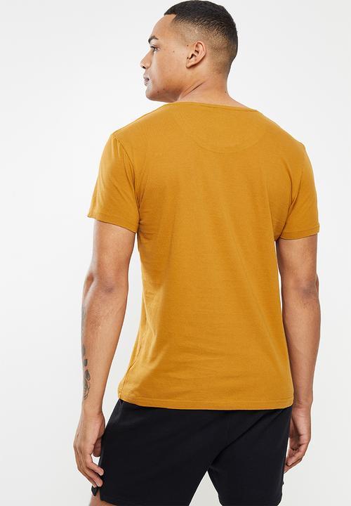 S.P.C.C - Zayne regular fit straight hem tee  - tumeric