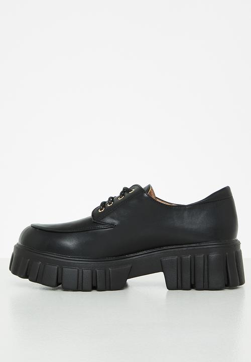 Seduction - Chunky lace up derby - black