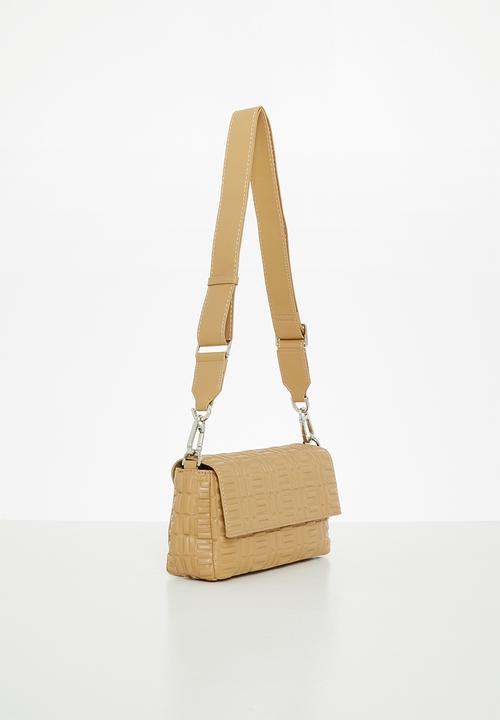 MANGO - Textured bag with flap - brown
