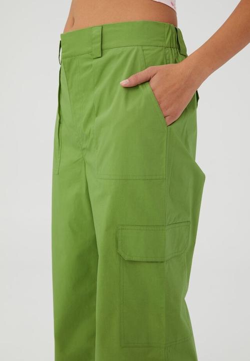 Cotton On - Scout cargo pant - camper green