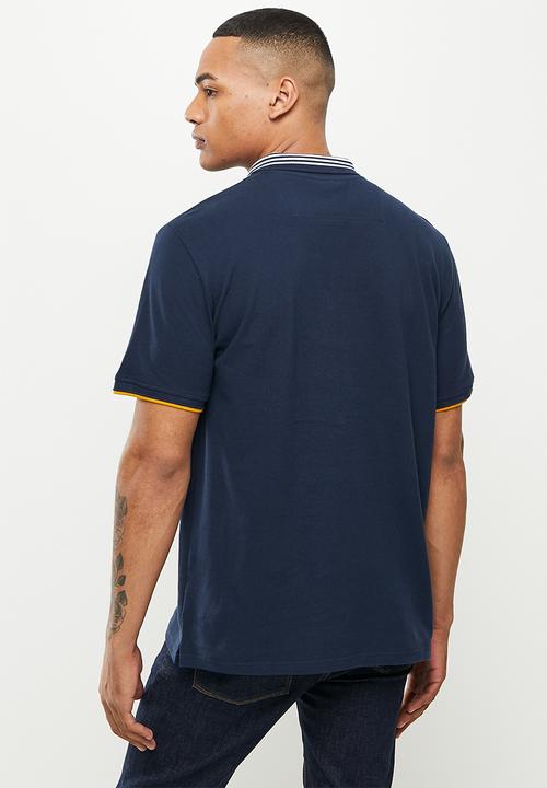 GUESS - Guess stripe collar golfer - silk blue