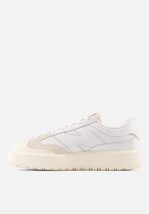 New Balance  - CT302