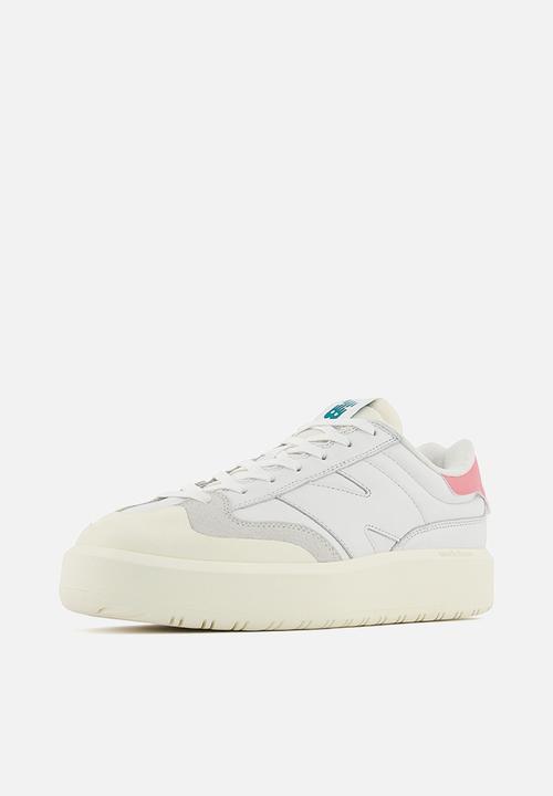 New Balance  - CT302