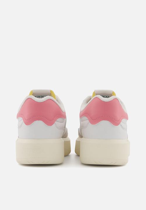 New Balance  - CT302