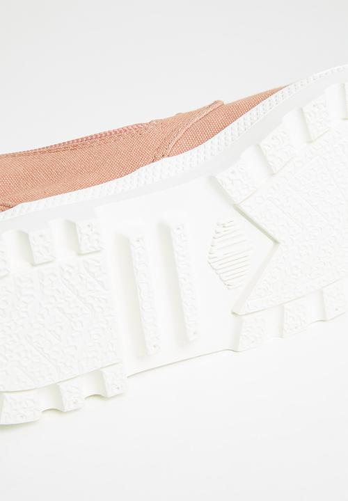 Palladium - Pampa supply - muted clay