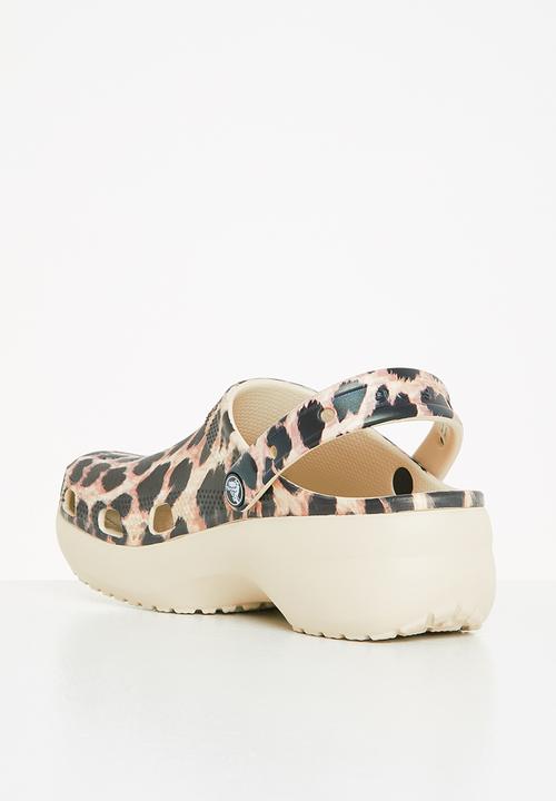 Crocs - Classic platform animal remix clog w - bone & leopard
