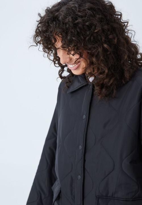 Cotton On - Quilted shacket - black