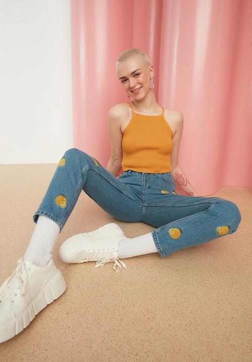 Koton - Embroidered high waist mom jeans - blue