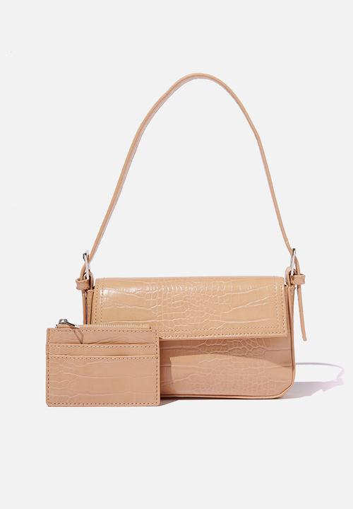 Rubi - Daisy cardholder - soft camel texture