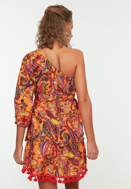 Trendyol - Paisley patterned one-shoulder dress - orange