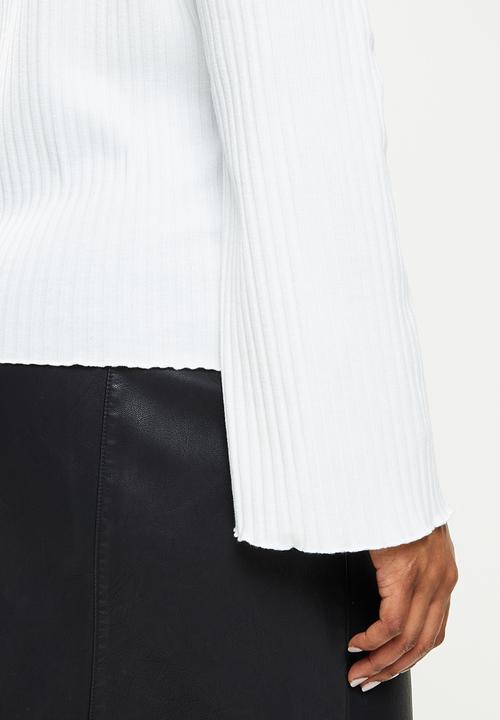 Me&B - Plus bellow sleeve ribbed button down top - white