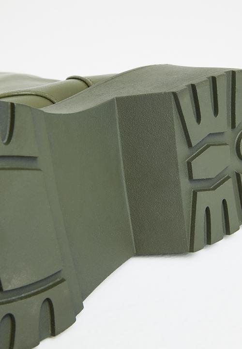 Missguided - Lace up chunky sole boot - khaki