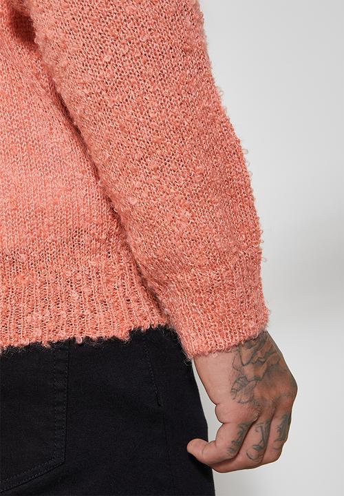 Superbalist - Regular fit textured boucle knit - peach