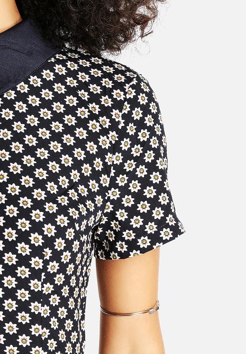 AX Paris - Collar Print Playsuit
