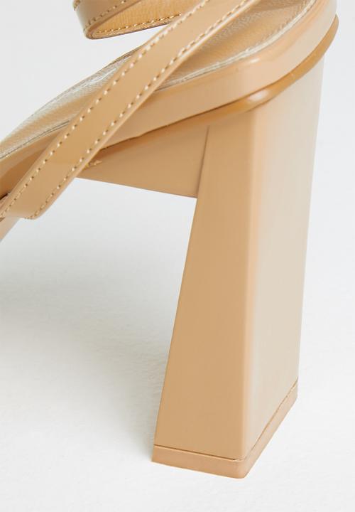 Public Desire - Charlotte square toe heel - camel patent