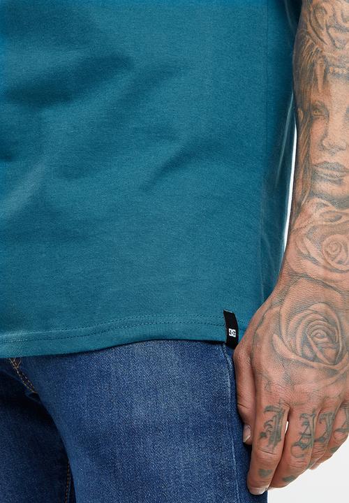 DC - Filled out short sleeve - moroccan blue