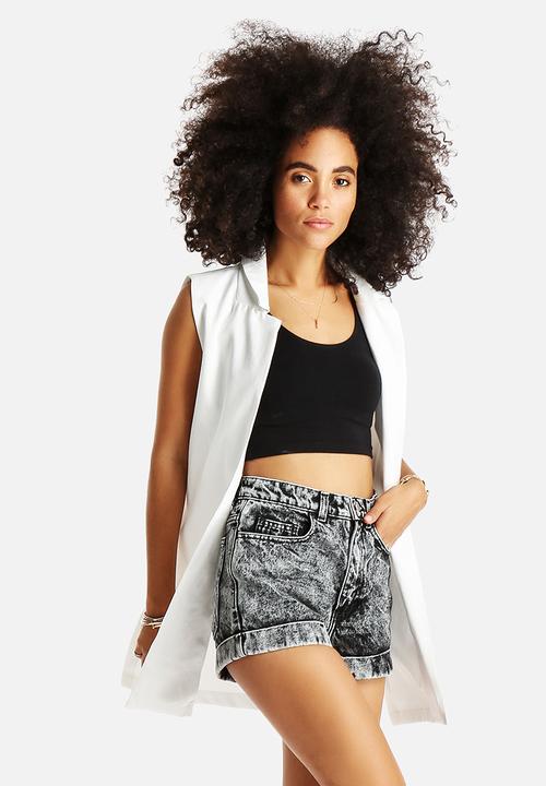 AX Paris - Plain Sleeveless Jacket