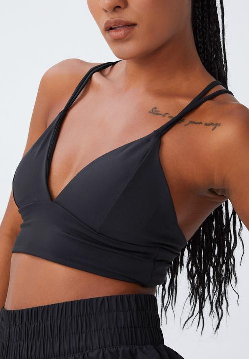 Cotton On - Contouring strappy crop - black