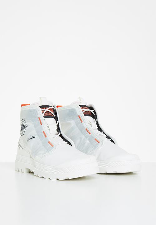 Palladium - Pampa travel - star white