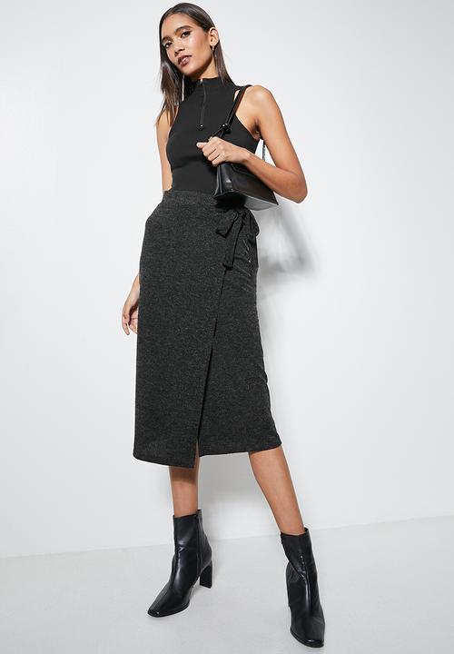 VELVET - Wrap skirt - black