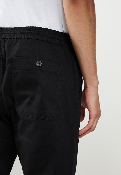 Giordano - Slim fit tapered woven jogger - signature black