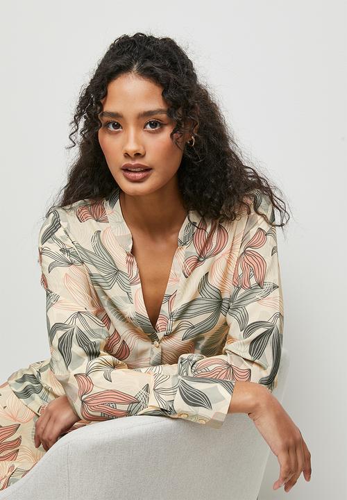 edit - Notch neck collared midi shirt dress - soft linear leaves