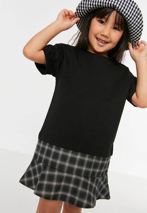 Trendyol - Plaid frill dress - black