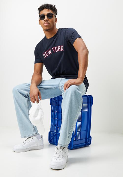 STYLE REPUBLIC - Mikey crew neck graphic tee - navy 